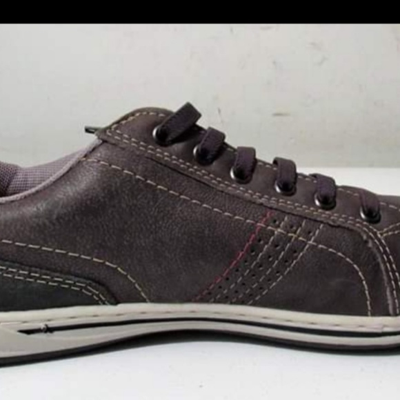 Men Shoes - Picture 3 of 8